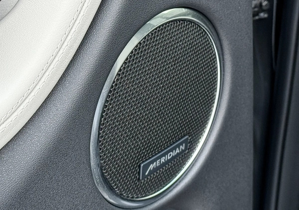 Land Rover Discovery Sport cena 299000 przebieg: 10000, rok produkcji 2023 z Wojcieszów małe 172